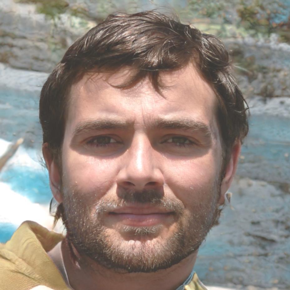Portret profesionist Dragoș Mihăilescu